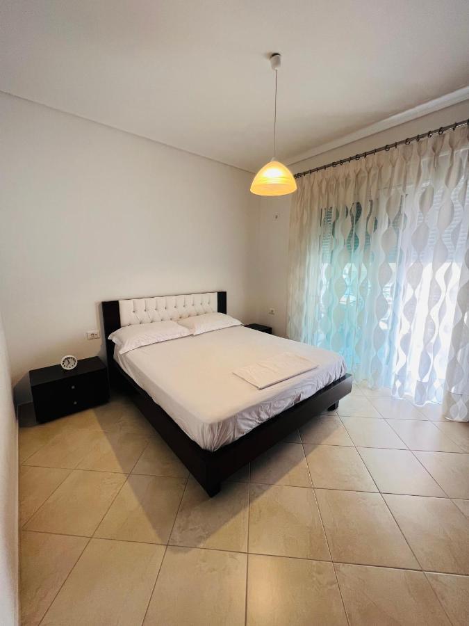 Sunshine Apartment Saranda Extérieur photo