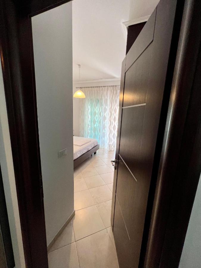 Sunshine Apartment Saranda Extérieur photo